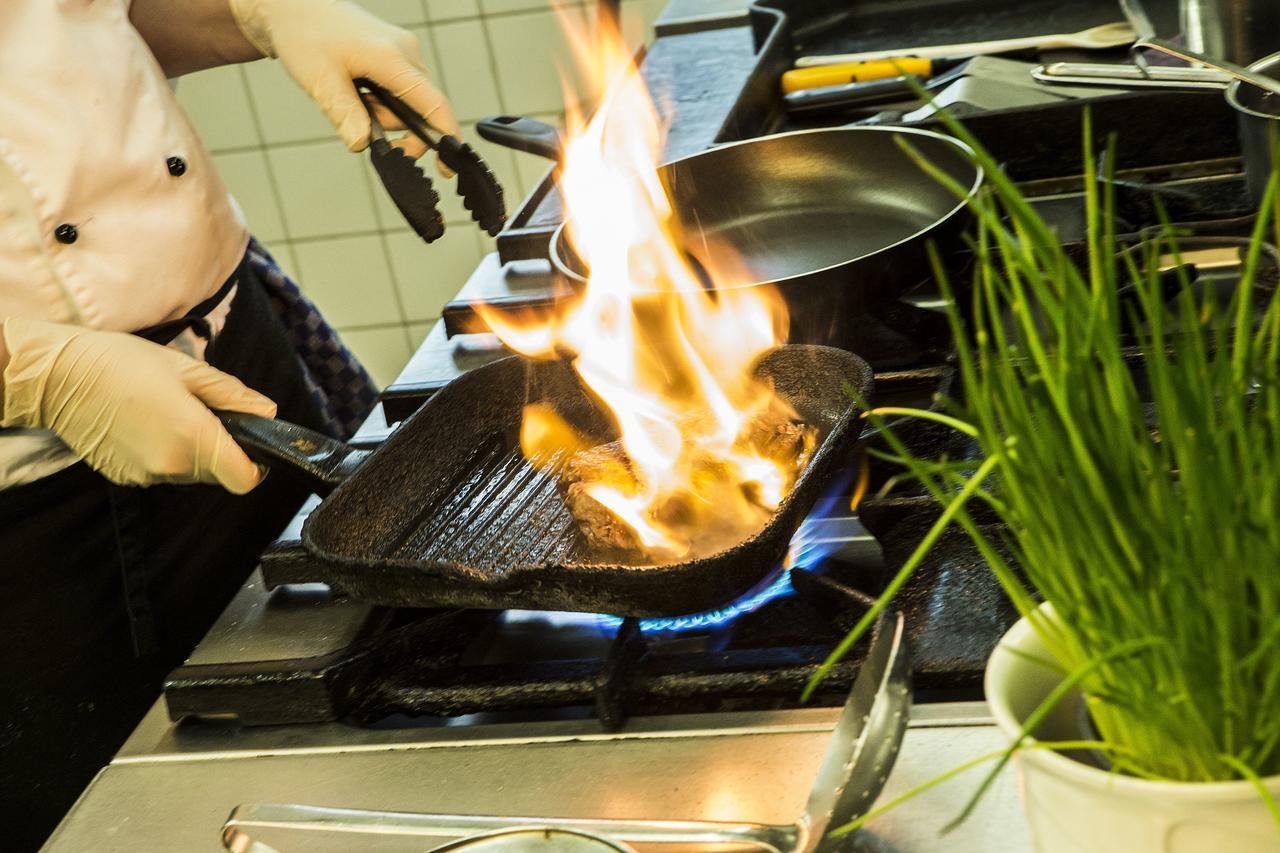 Der Florenberg - Gipfel Fuer Geniesser Kunzell Bagian luar foto